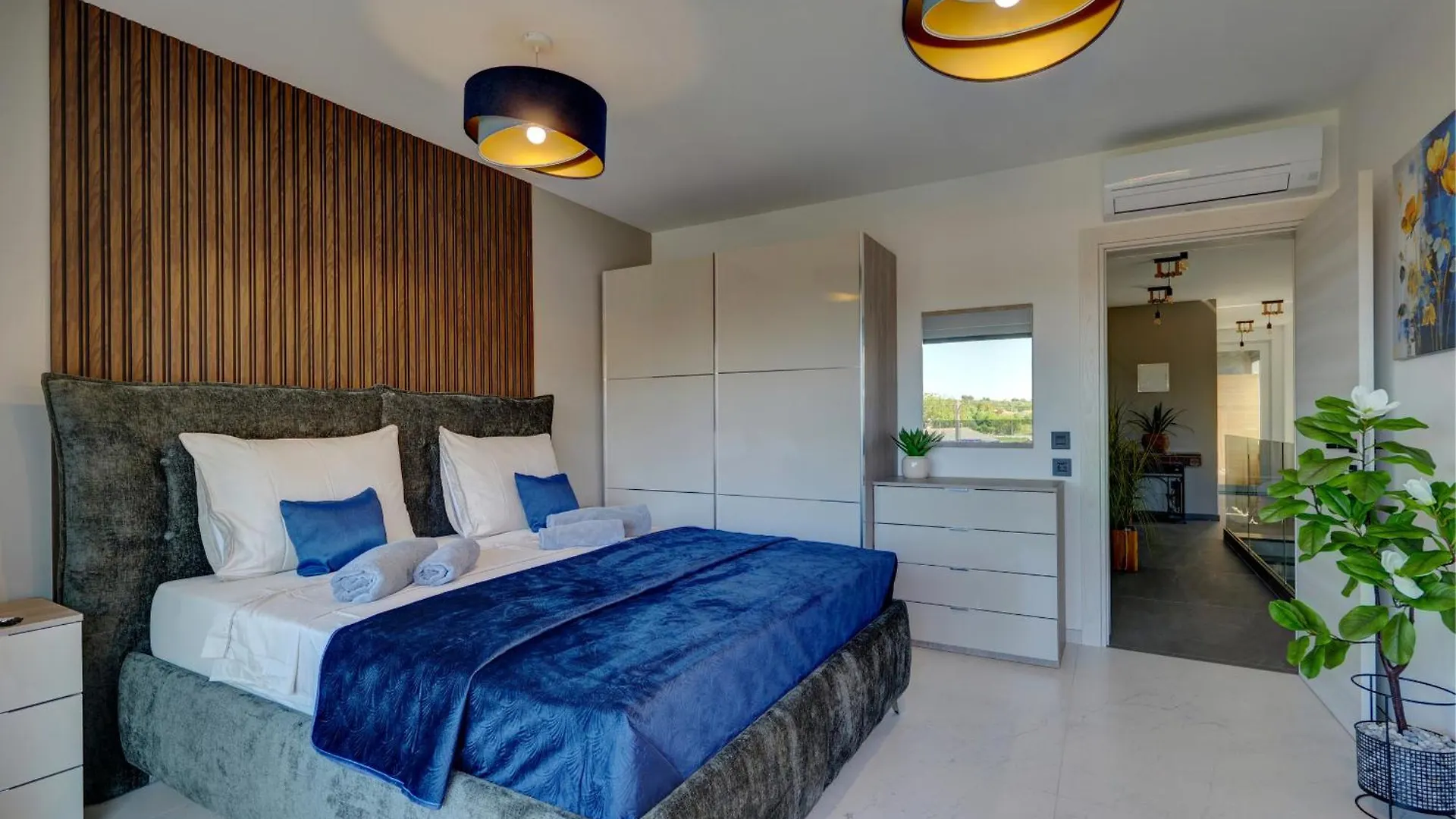 Villa Pieron For 8 People Near Pula With Heated Pool & Spa Marcana